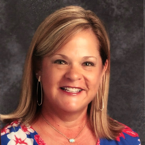 Meet your Posher, Suzann - Picture 2 of 2